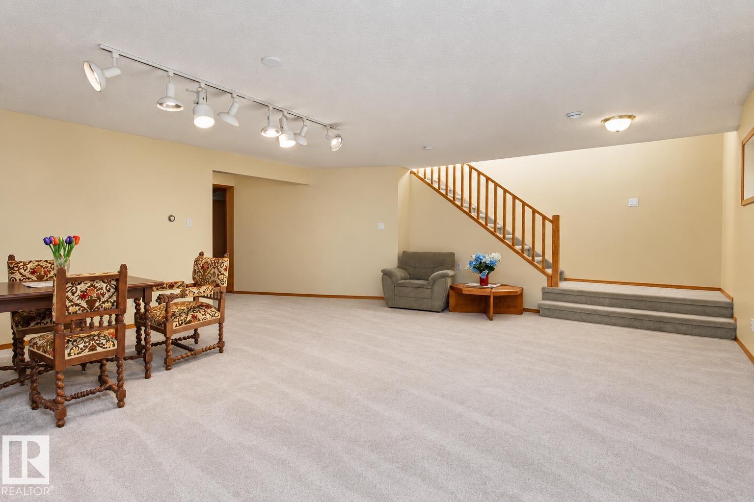 53027 RGE ROAD 225 - 33