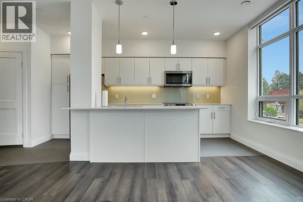 #101 399 QUEEN Street S - 11