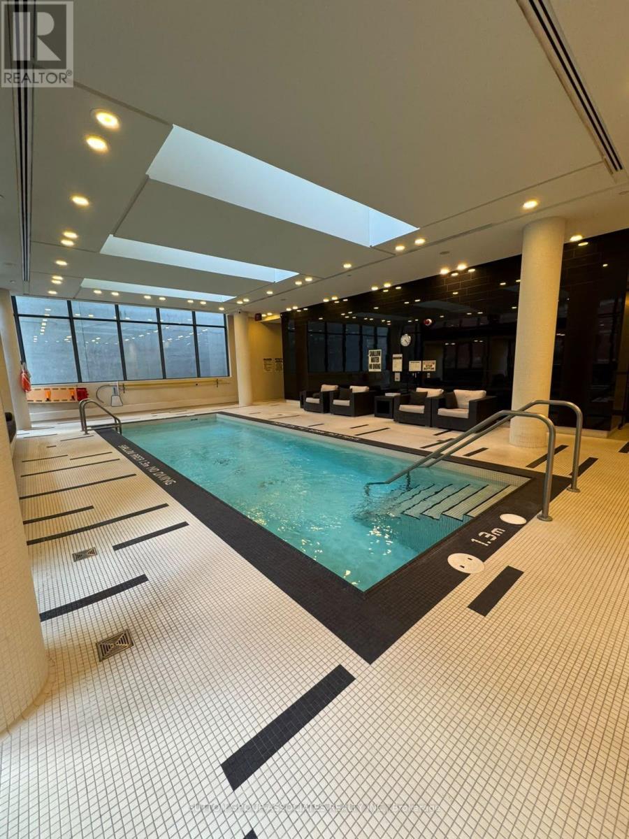 2411 - 770 BAY STREET — listing photo
