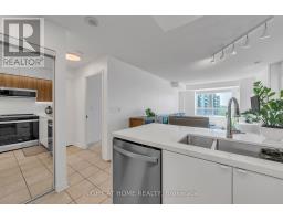 1202 - 11 Oneida Crescent, Richmond Hill, ON L4B0A1 Photo 12