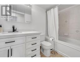 1202 - 11 Oneida Crescent, Richmond Hill, ON L4B0A1 Photo 24
