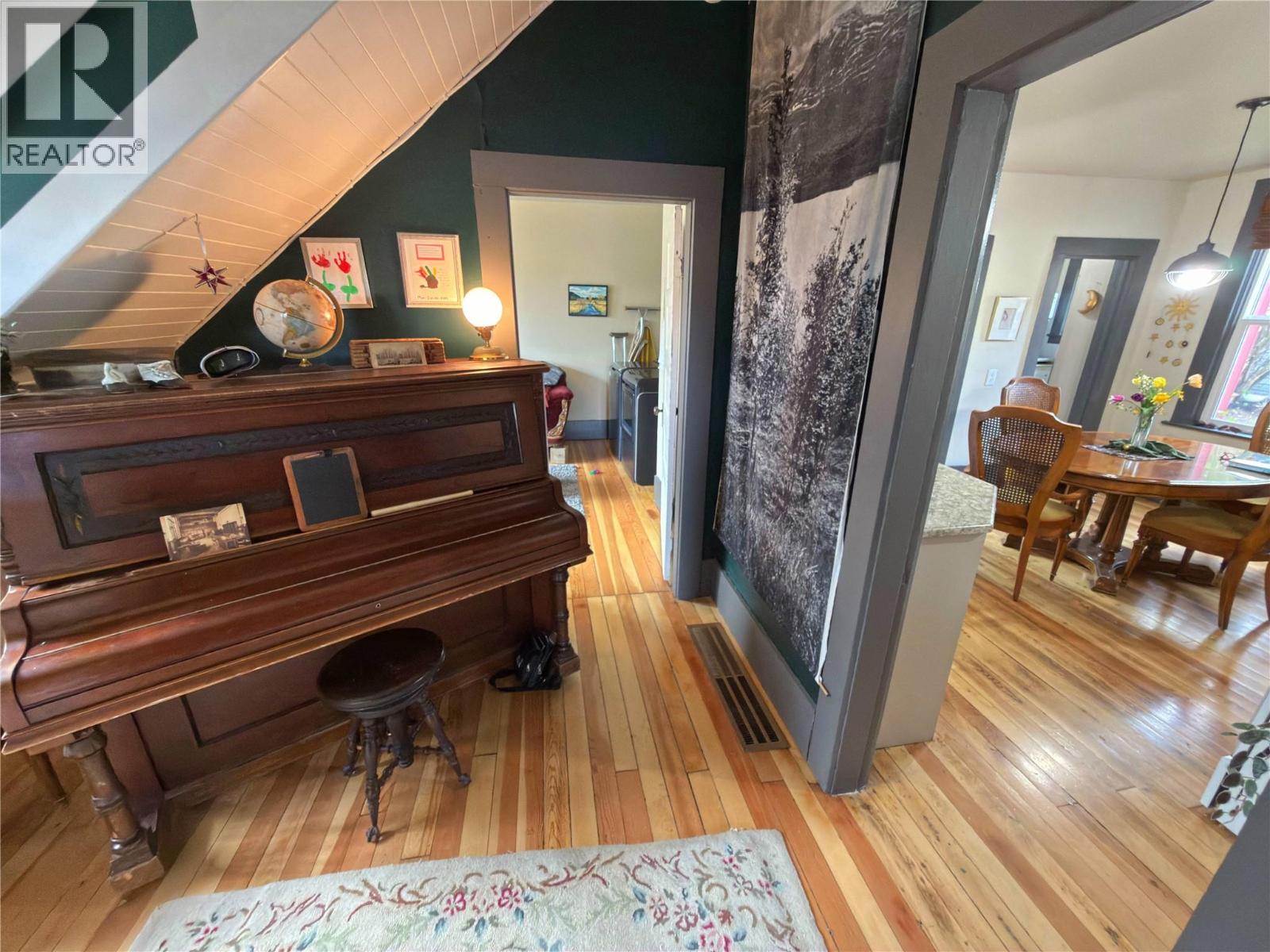 55 Harold Avenue - 16