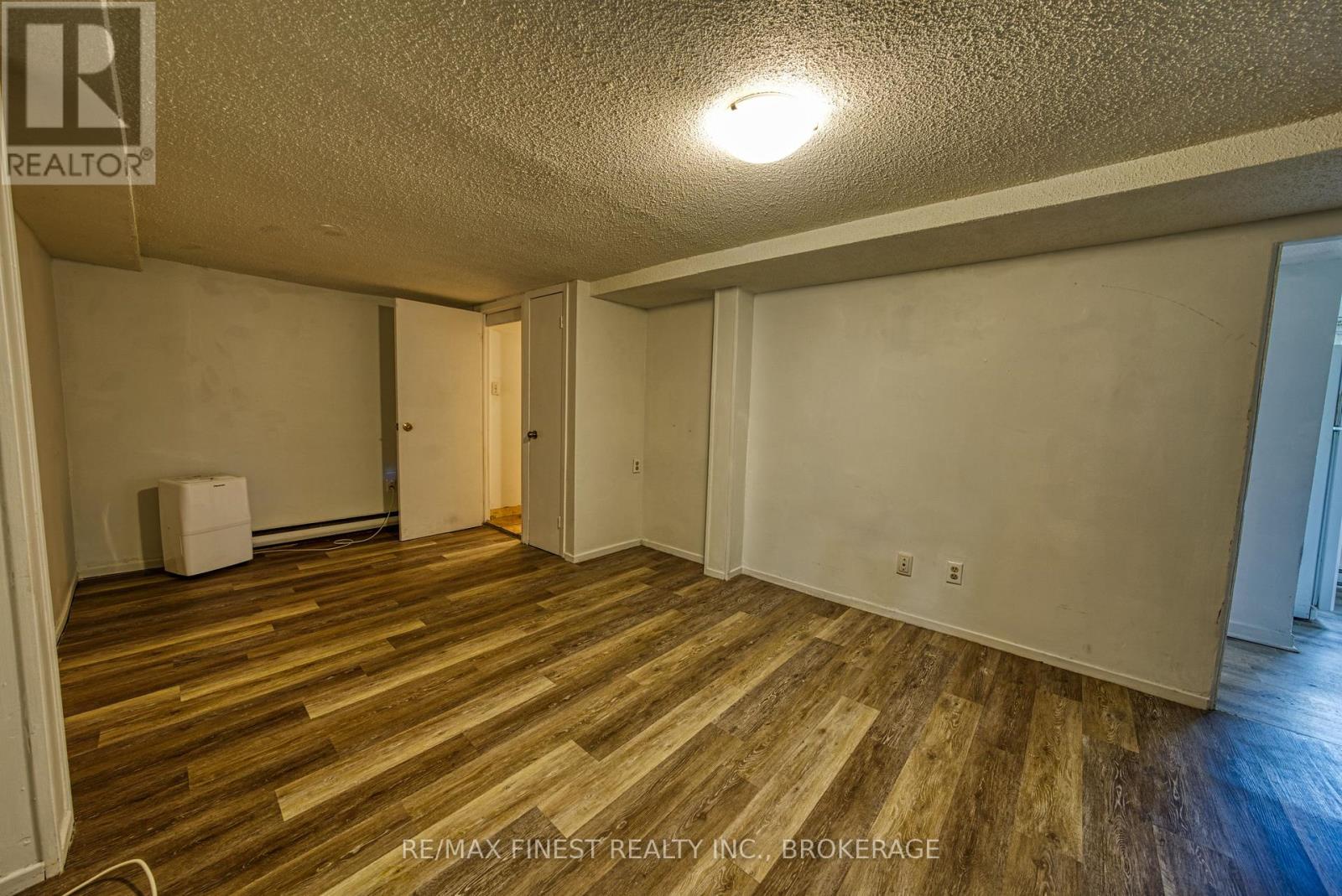 1348 PRINCESS STREET - Image 23