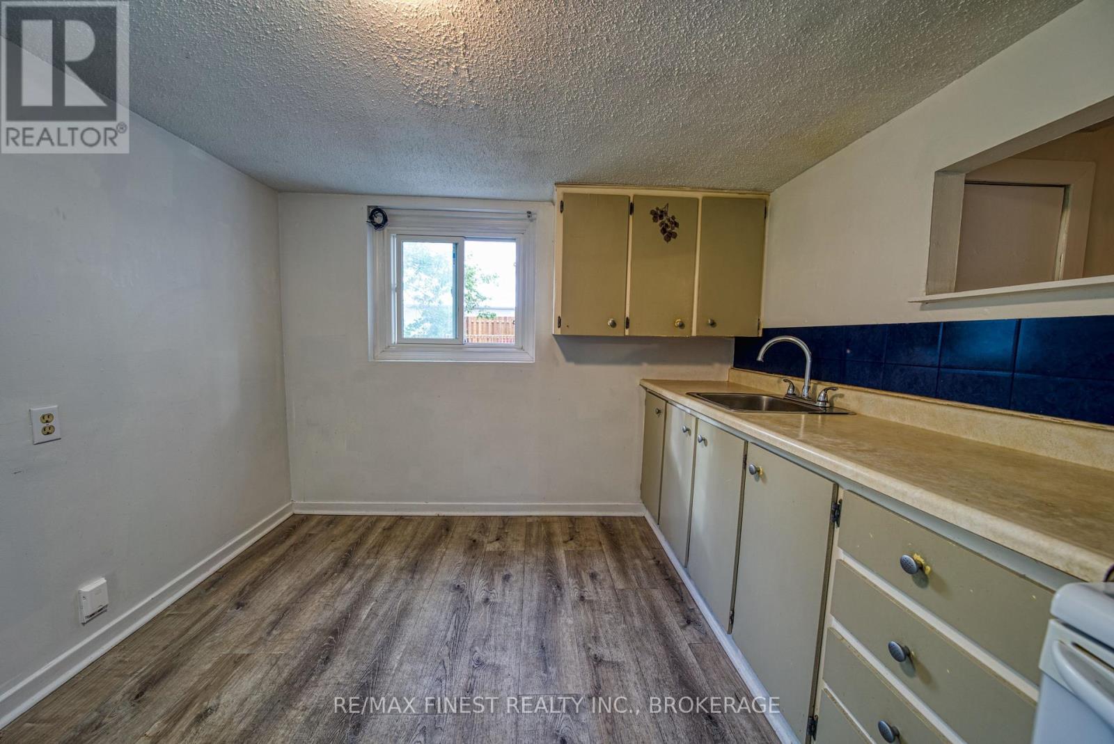 1348 PRINCESS STREET - 27