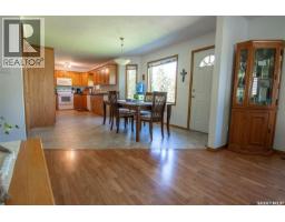 Family room - 447 1st Street E, Annaheim, SK S0K0G0 Photo 9