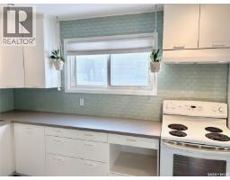 Laundry room - 113 Laurier Avenue, Yorkton, SK S3N1V1 Photo 9