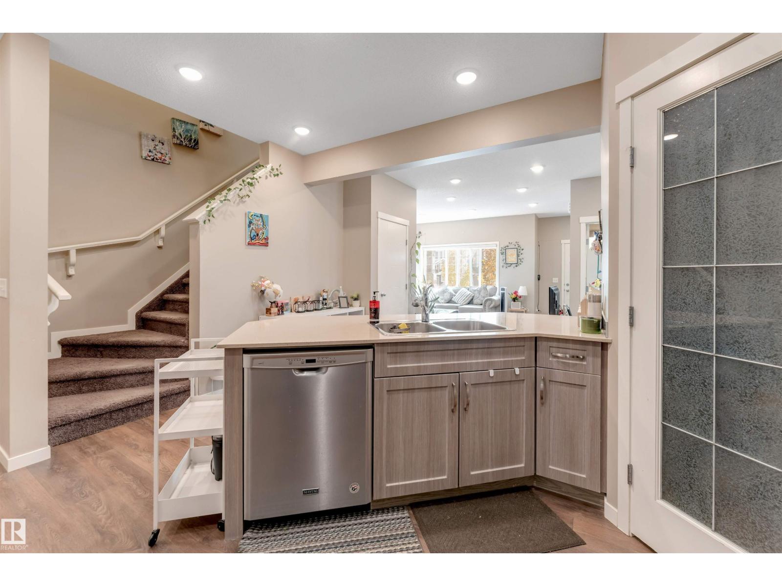 1410 26 AV NW - Image 16