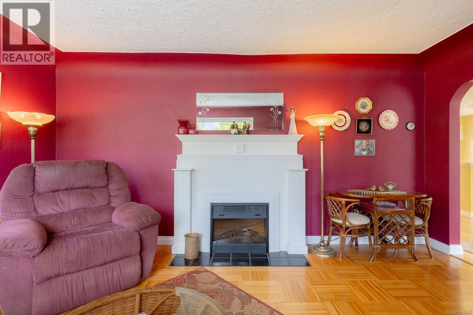 630 Chestnut St - Image 10