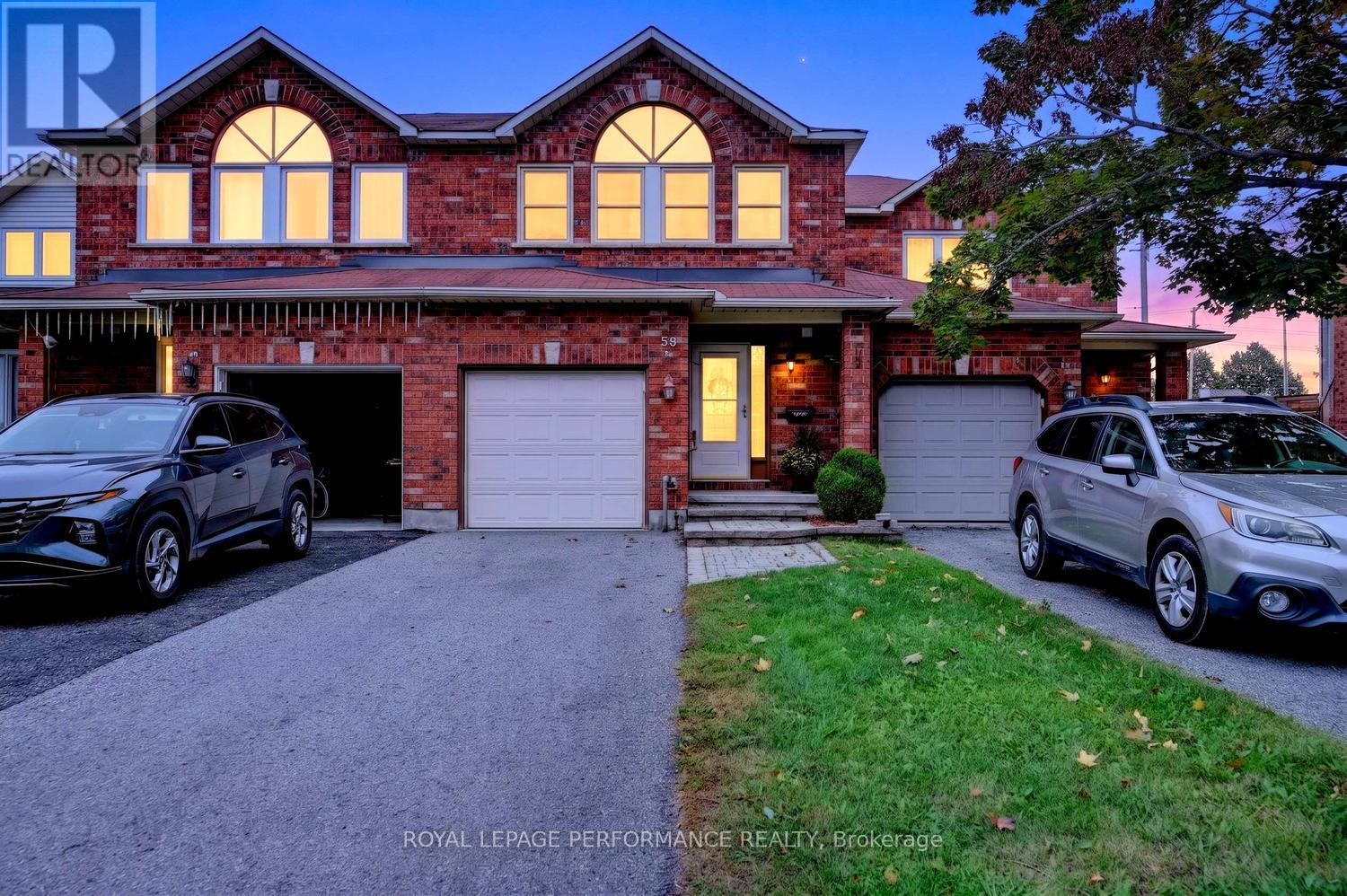 59 GRENADIER WAY - 2