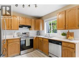 90 Coventry Lane NE - photo 10