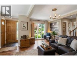 90 Coventry Lane NE - photo 3