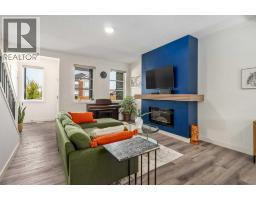 4pc Bathroom - 211 Wolf Creek Avenue Se, Calgary, AB T2X4X1 Photo 7
