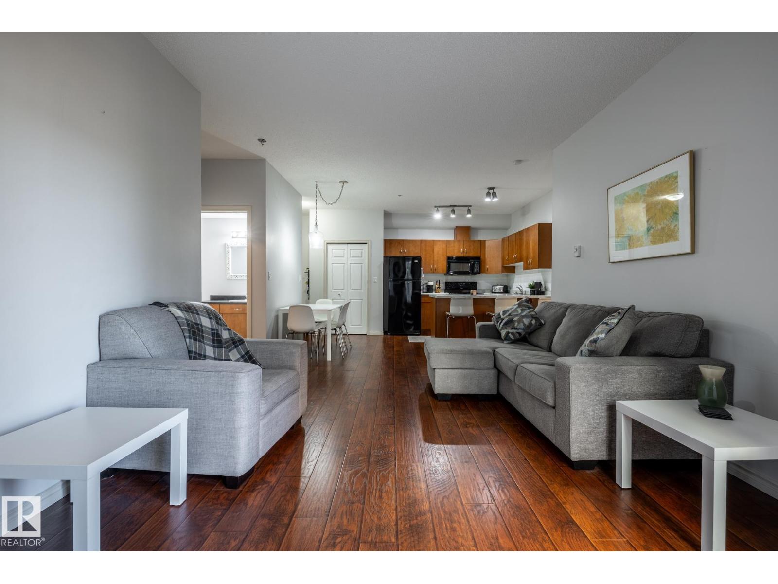 #217 10235 112 ST NW - 45