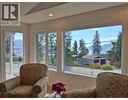 3pc Ensuite bath - 5990 Victoria Street, Peachland, BC V0H1X4 Photo 9