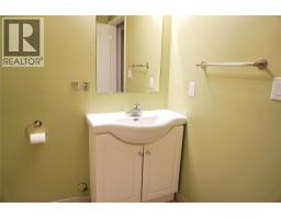 4969 Mountain Side Road, Fairmont Hot Springs, BC V0B1L1 Photo 35