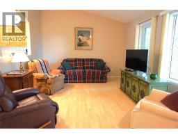 4969 Mountain Side Road, Fairmont Hot Springs, BC V0B1L1 Photo 18