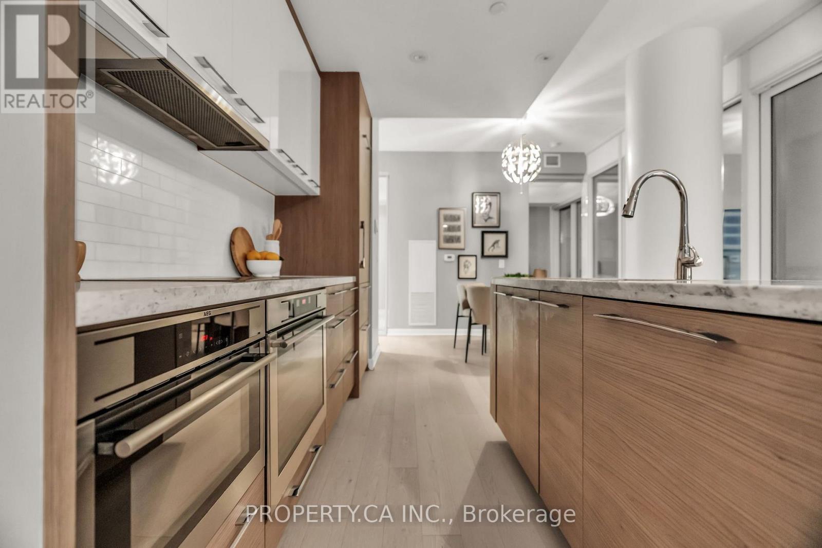 3002- 488 University Avenue, Toronto, ON photo 11