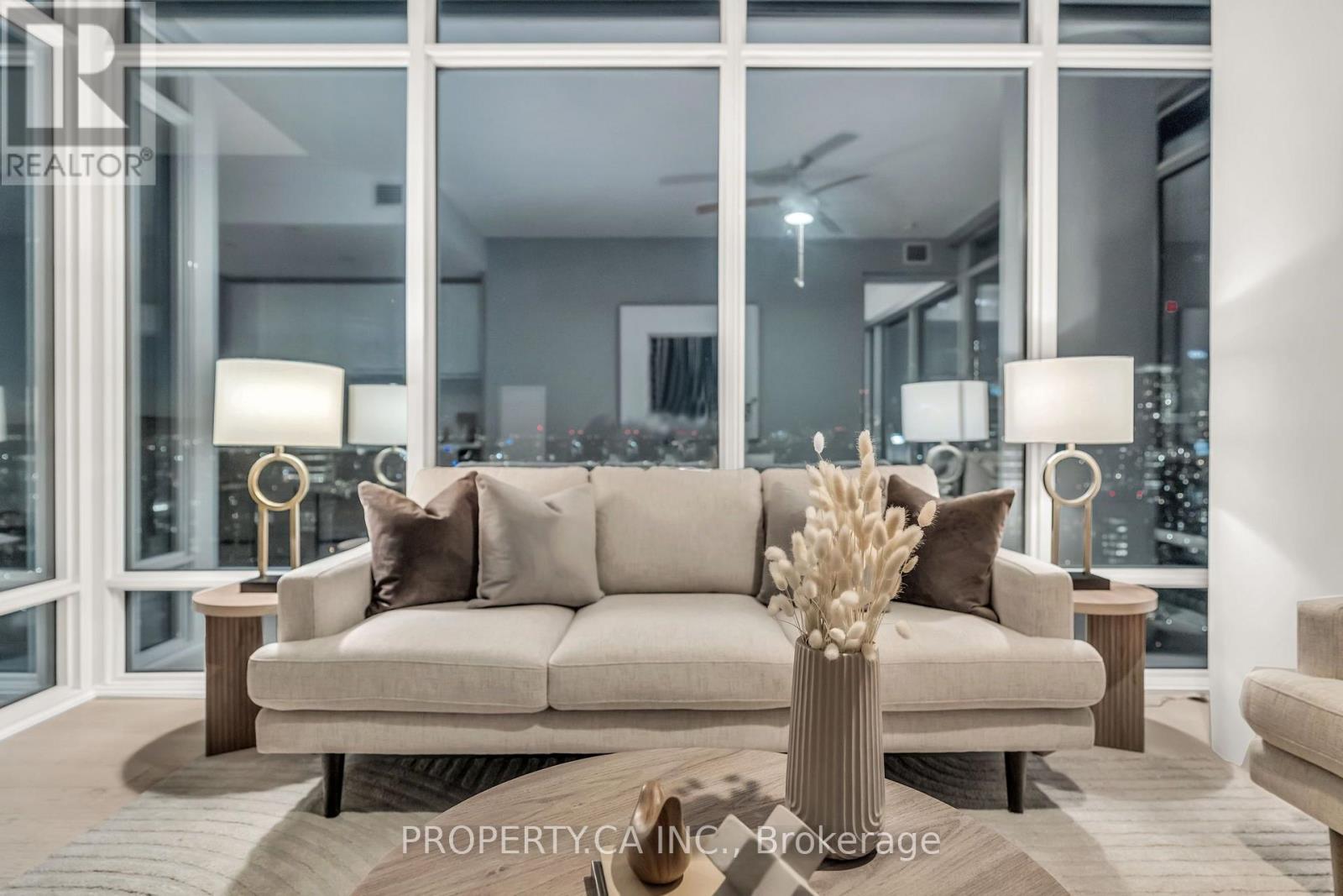3002- 488 University Avenue, Toronto, ON photo 2