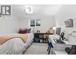 27 Gordon Drive Sw, Calgary, AB T3E5A6 Photo 34