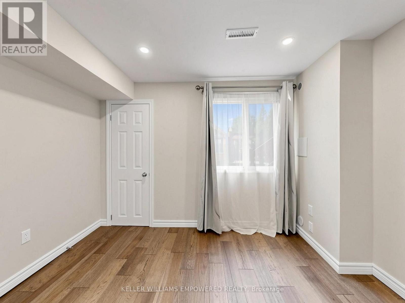100 Dawlish Avenue, Aurora, ON photo 45