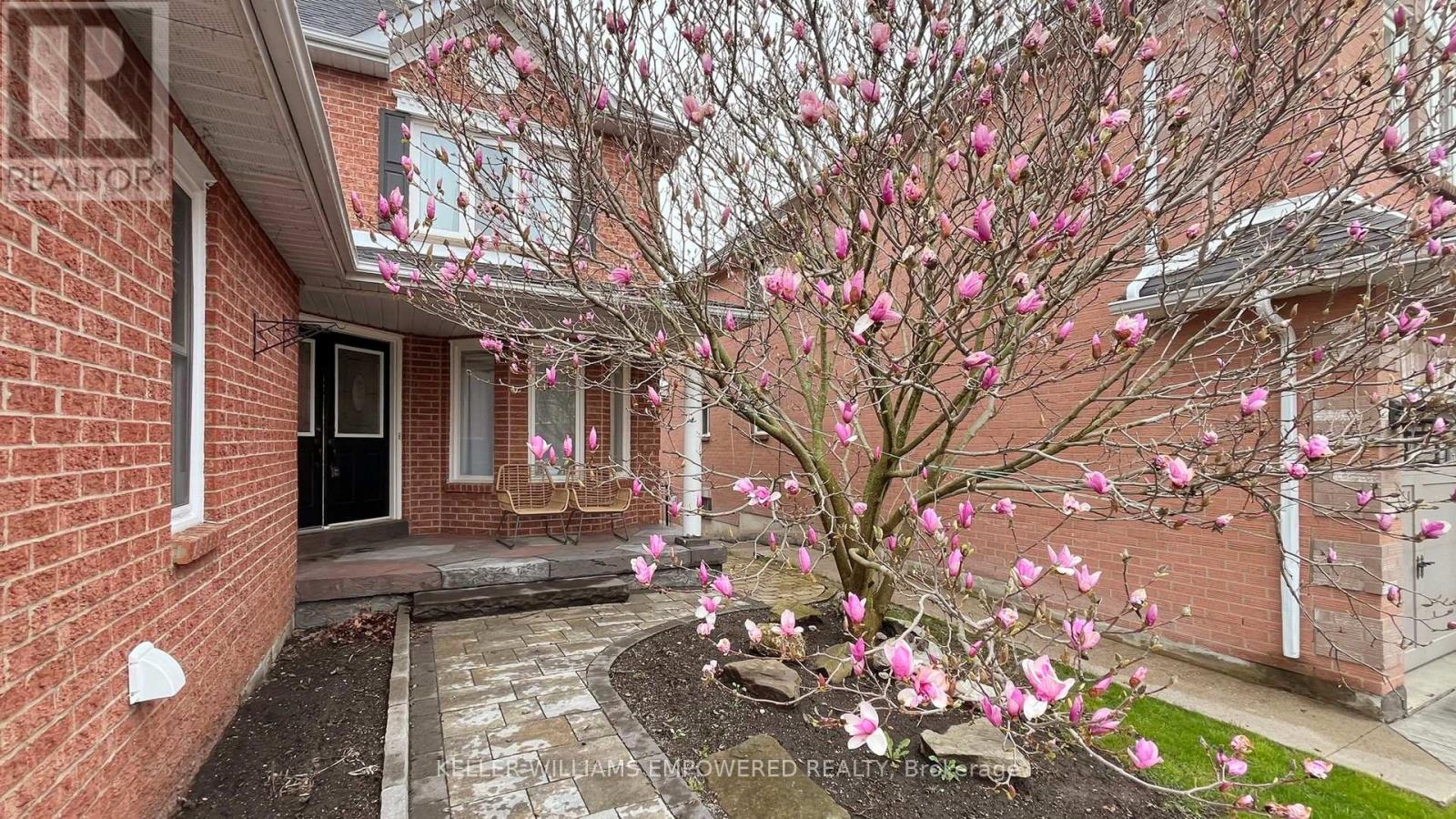 100 Dawlish Avenue, Aurora, ON photo 7