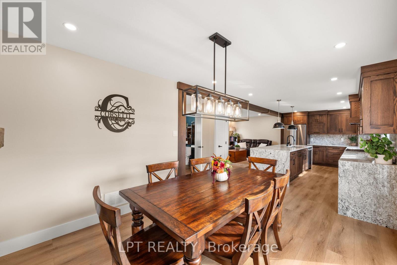 2730 Dempster Avenue, Innisfil, ON photo 8