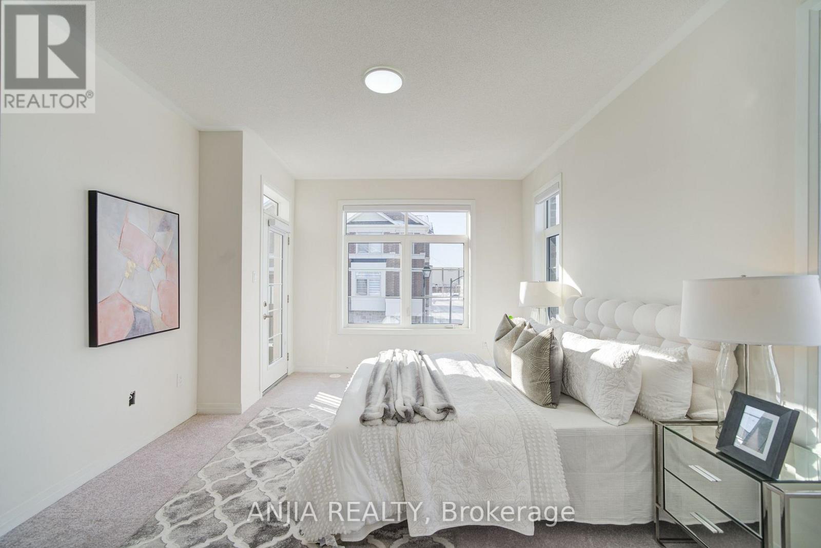 111 CARNEROS WAY - 23