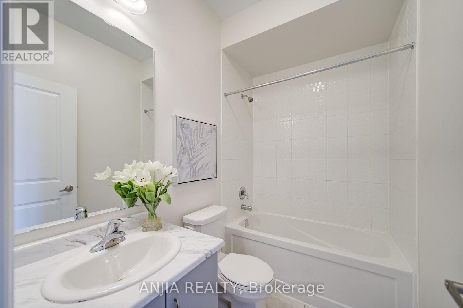 111 CARNEROS WAY - 33