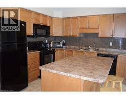 Great room - 507 Beaumont Crescent, Kitchener, ON N2A0A8 Photo 8