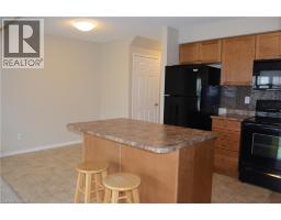 Kitchen - 507 Beaumont Crescent, Kitchener, ON N2A0A8 Photo 9