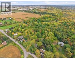 402 Rock Chapel Road, Hamilton, ON L9H5E2 Photo 11