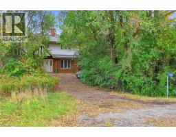 402 Rock Chapel Road, Hamilton, ON L9H5E2 Photo 6