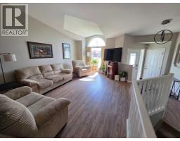 37 Pinnacle Crescent, Grande Prairie, AB T8W2P6 Photo 12