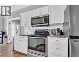 108 Northlands Pointe Ne, Medicine Hat, AB T1C0C5 Photo 12