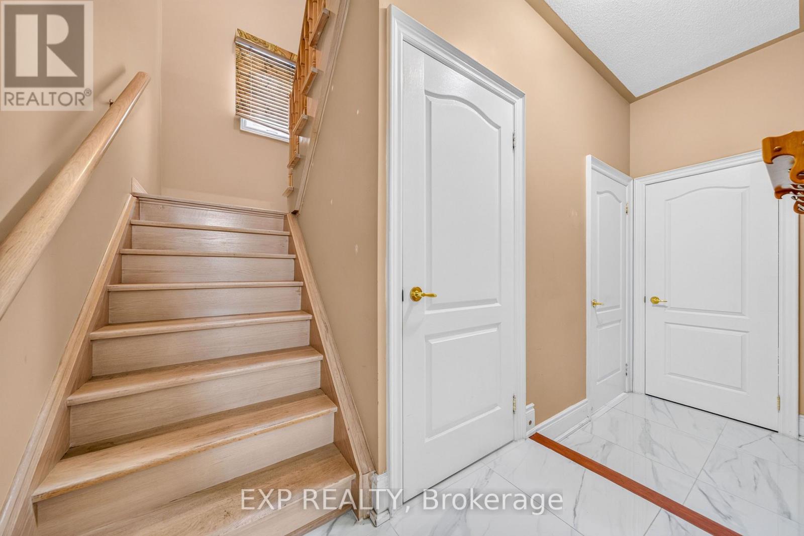 785 QUANTRA CRESCENT - Image 28