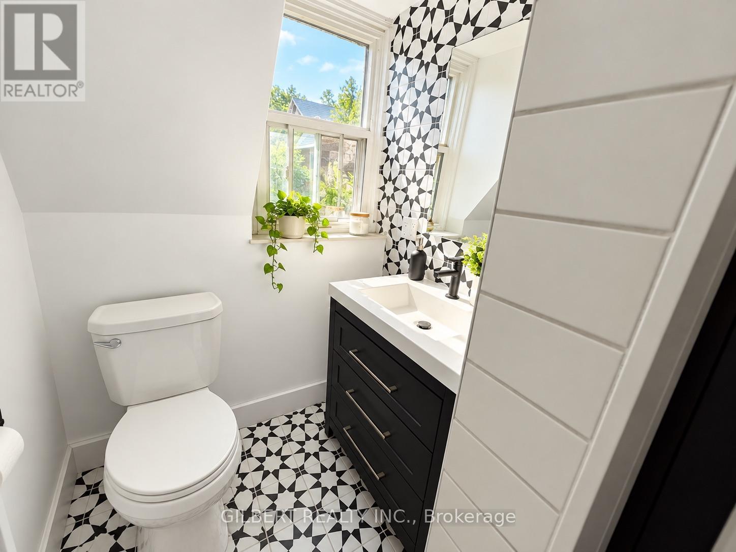 88 Cowan Avenue, Toronto, ON photo 10