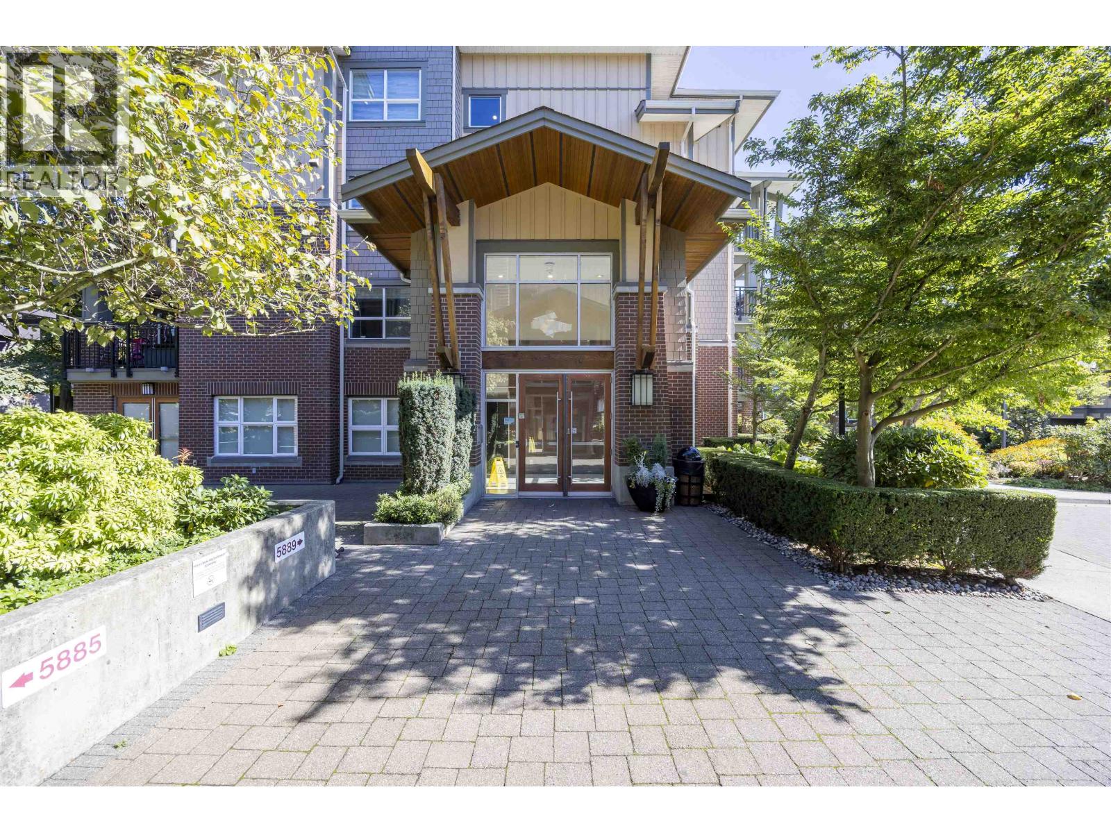Photo of 215 5889 IRMIN STREET 32