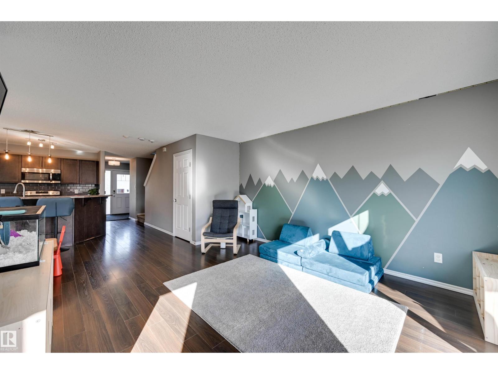 9523 212 ST NW - 16