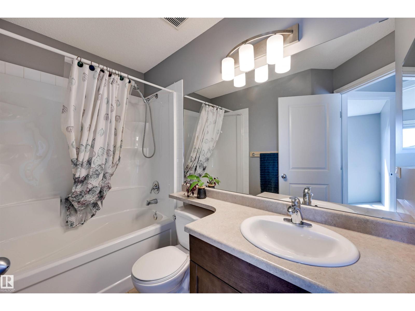 9523 212 ST NW - 24