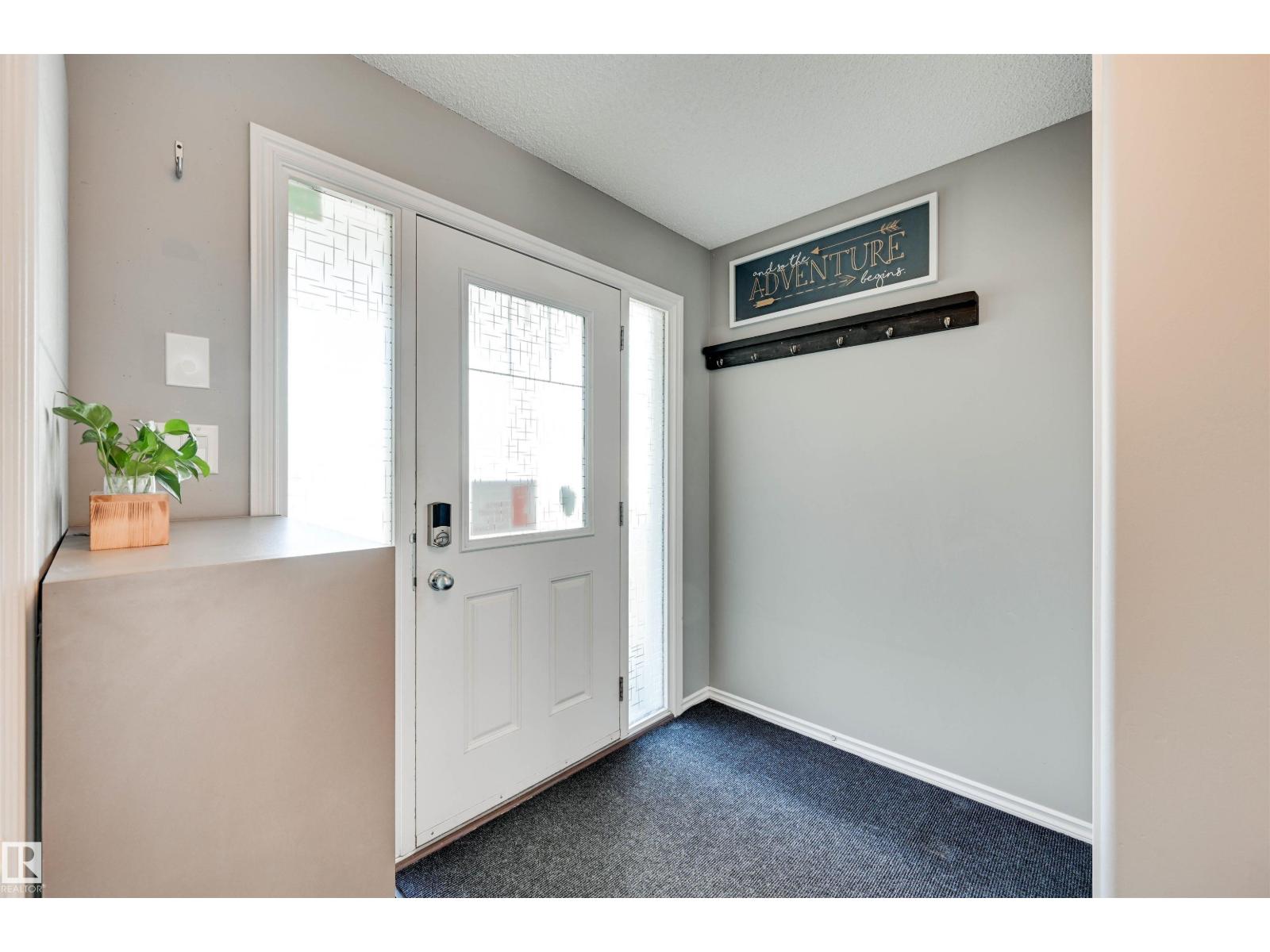 9523 212 ST NW - 4