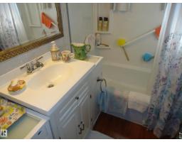4812 50 Av, Holden, AB T0B2C0 Photo 15