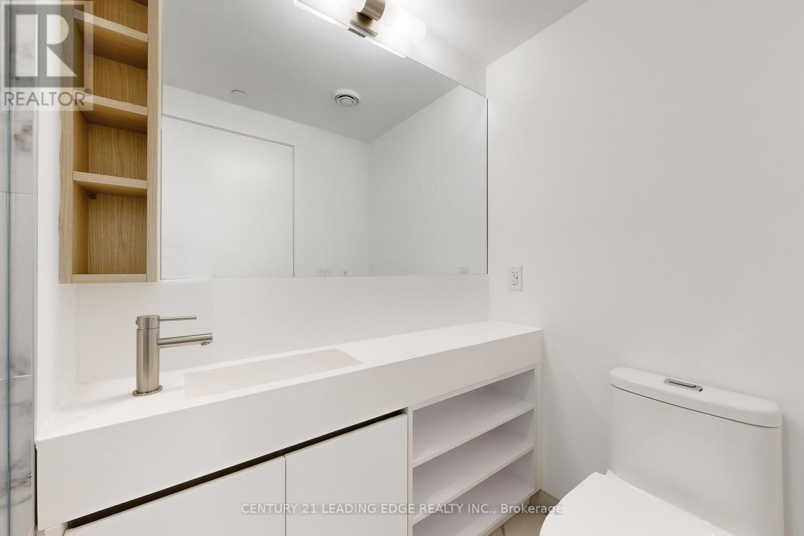 1100 Sheppard Avenue West — photo 26