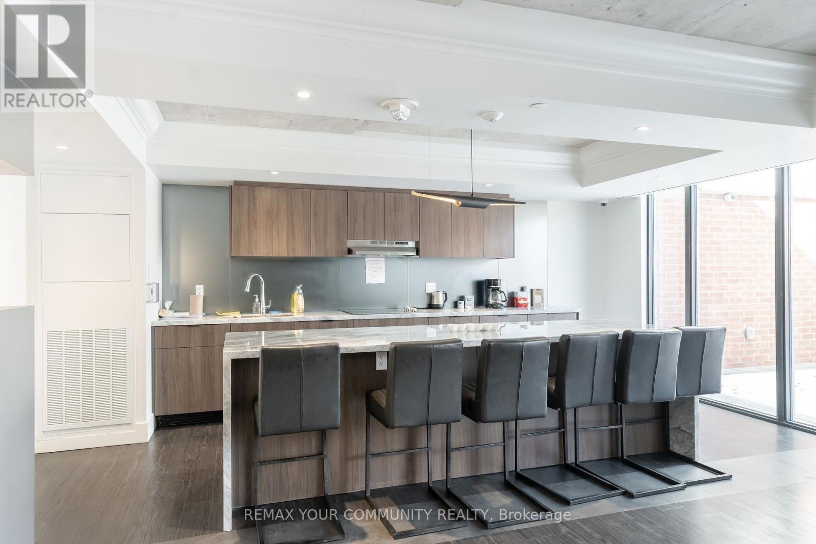 57 Brock Avenue — photo 26