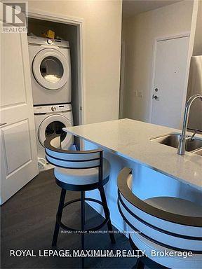 819- 50 Thomas Riley Road, Toronto, ON photo 3