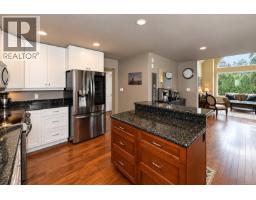 Living room - 2839 Wedgewood Dr, Duncan, BC V9L6B1 Photo 6