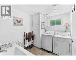 3962 Bruce St, Port Alberni, BC V9Y1J4 Photo 34