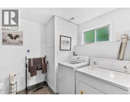 3962 Bruce St, Port Alberni, BC V9Y1J4 Photo 32