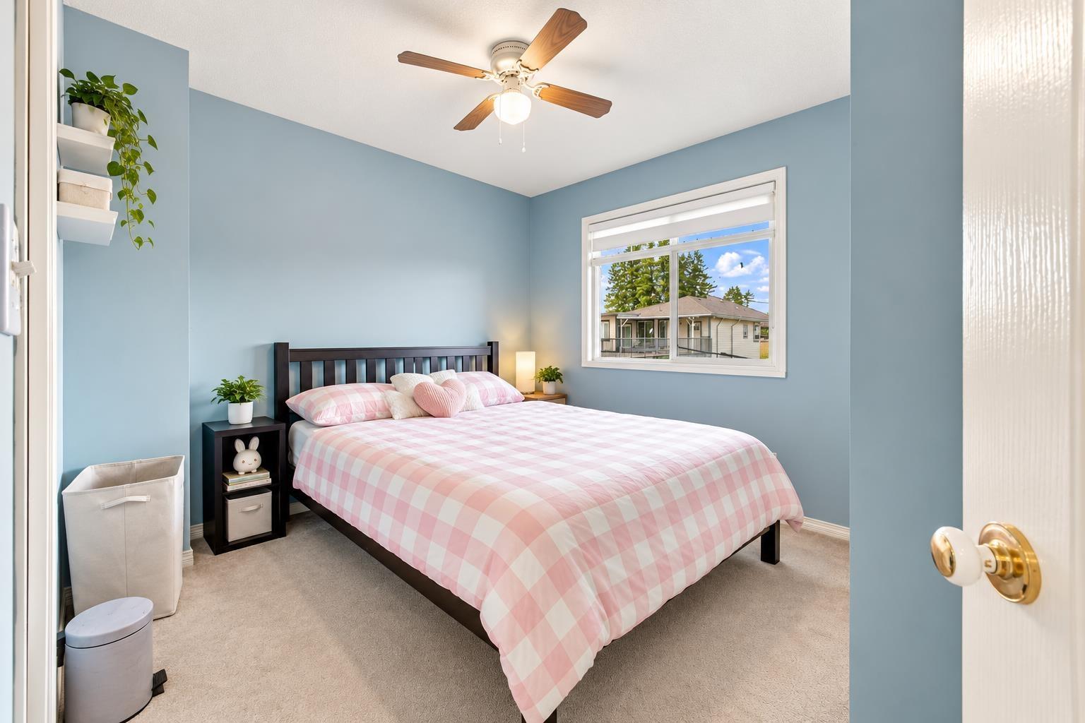 Photo of 18 8289 121A STREET 29