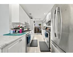 18 8289 121a Street, Surrey, BC V3W1G6 Photo 10