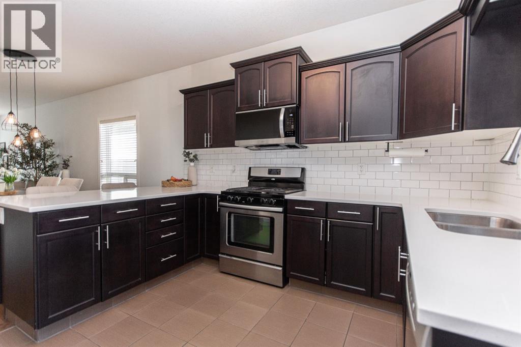 Listing photo – 17 Charles Avenue, Red Deer